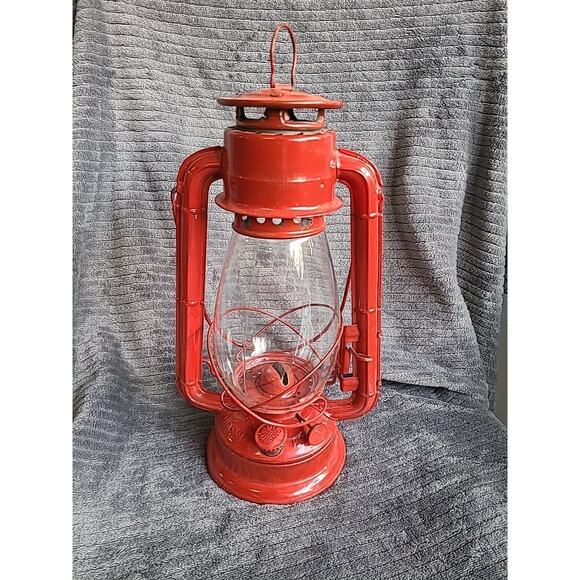 Vintage 12" Sun Brand Red Enameled Metal Kerosene Lantern # 5000 Japan MCM - Picture 1 of 8